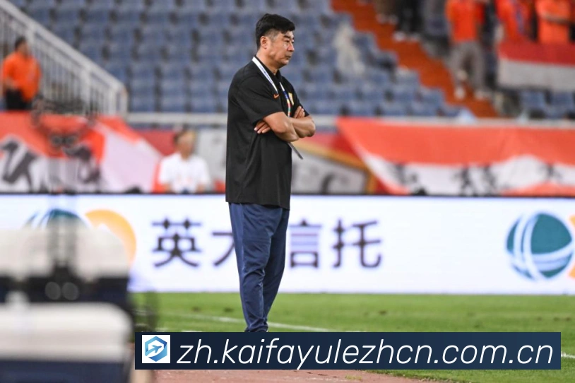羽毛球王懿律职业生涯辉煌瞬间与技术风格成长观察:最新赛事动态与深度分析 羽毛球王懿律职业生涯辉煌瞬间与技术风格成长观察:最新赛事动态与深度分析